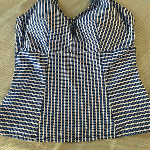 Tankini Top_Colors Blue & White_Size Large_Worn once - Picture 2 of 5